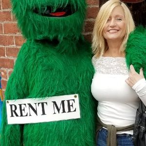 Meet your Posher, Dori